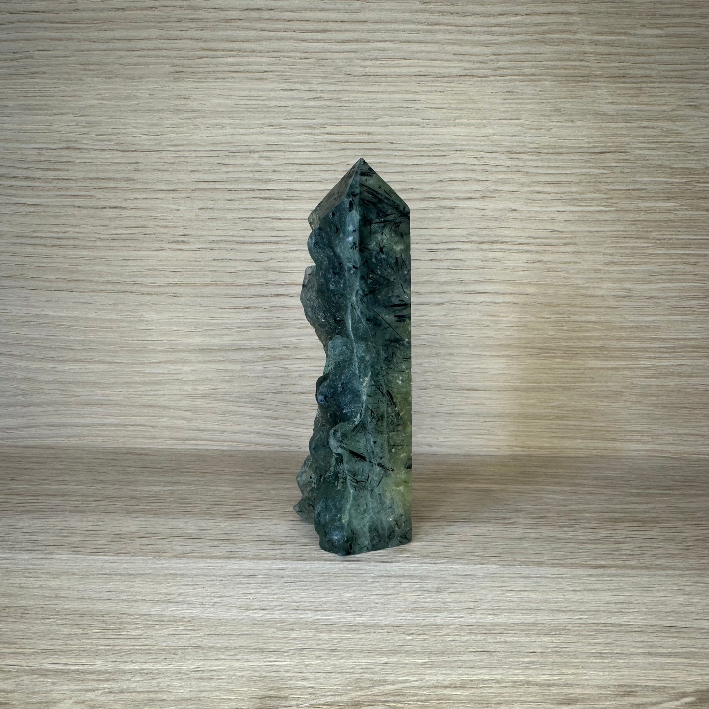 Prehnit - Tårn