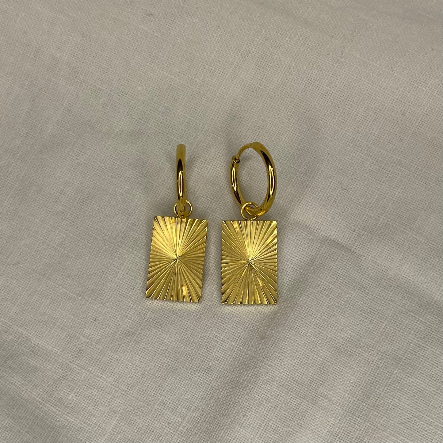 Clara Ørering - Firkant