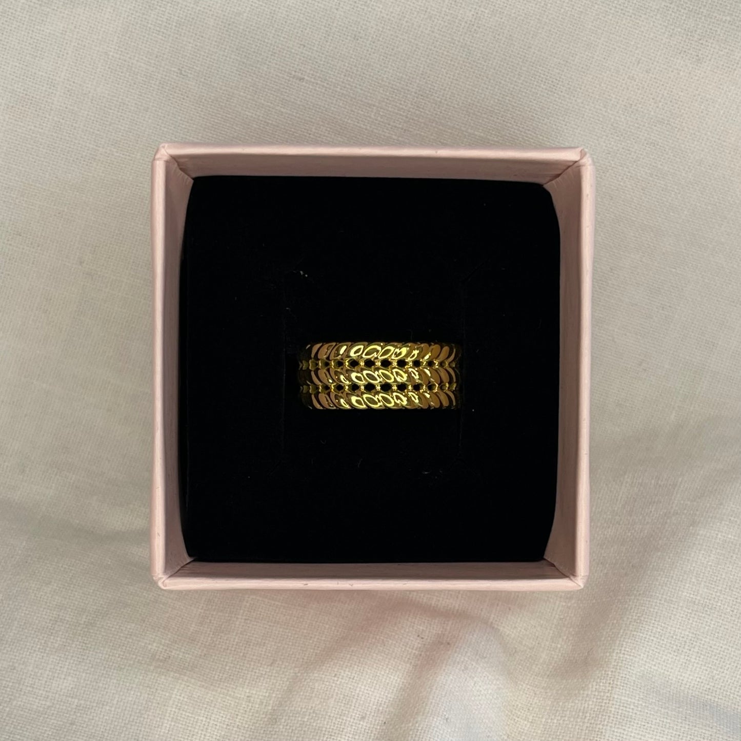 Marie Ring